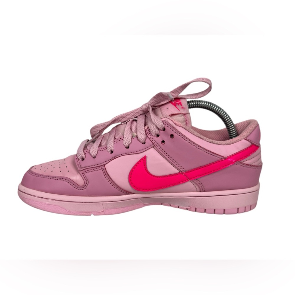 Nike Dunk Low Triple Pink DH9765-600 Womens 8 Sneaker Shoes Running Casual - Picture 2 of 16